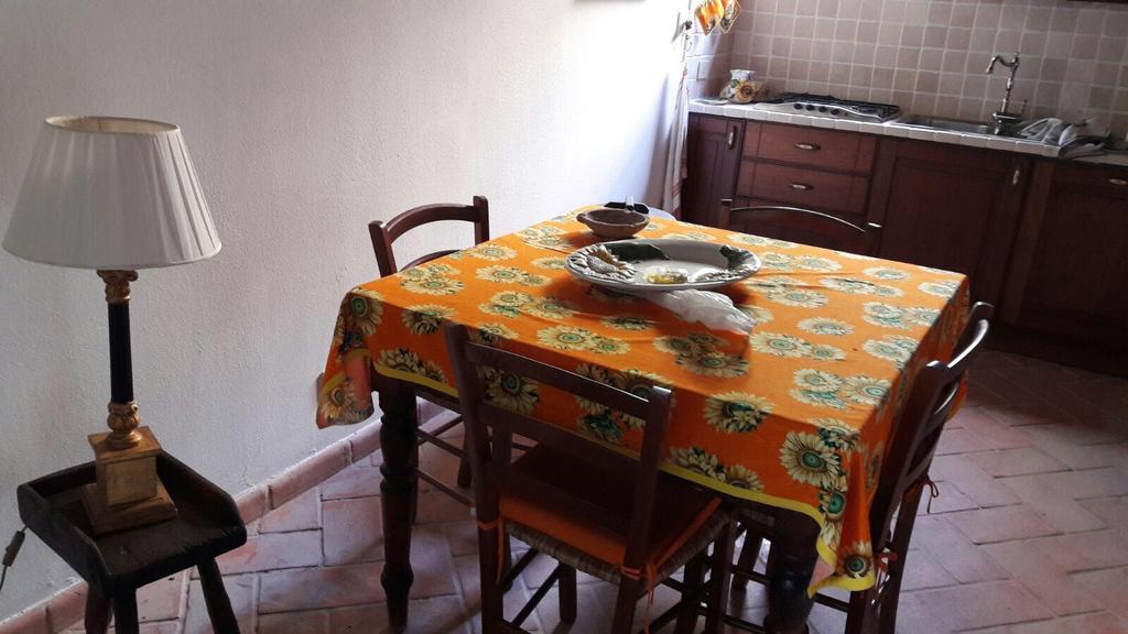 Residenza Il Platano Fortilizio Di Campiglia ラポラーノ・テルメ エクステリア 写真